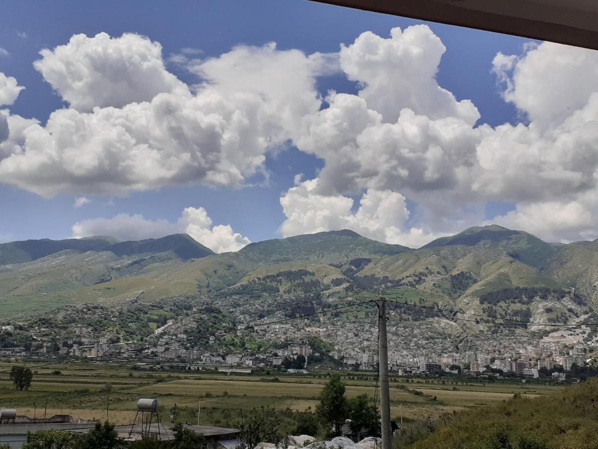 Kanushi House Gjirokastër Exterior foto